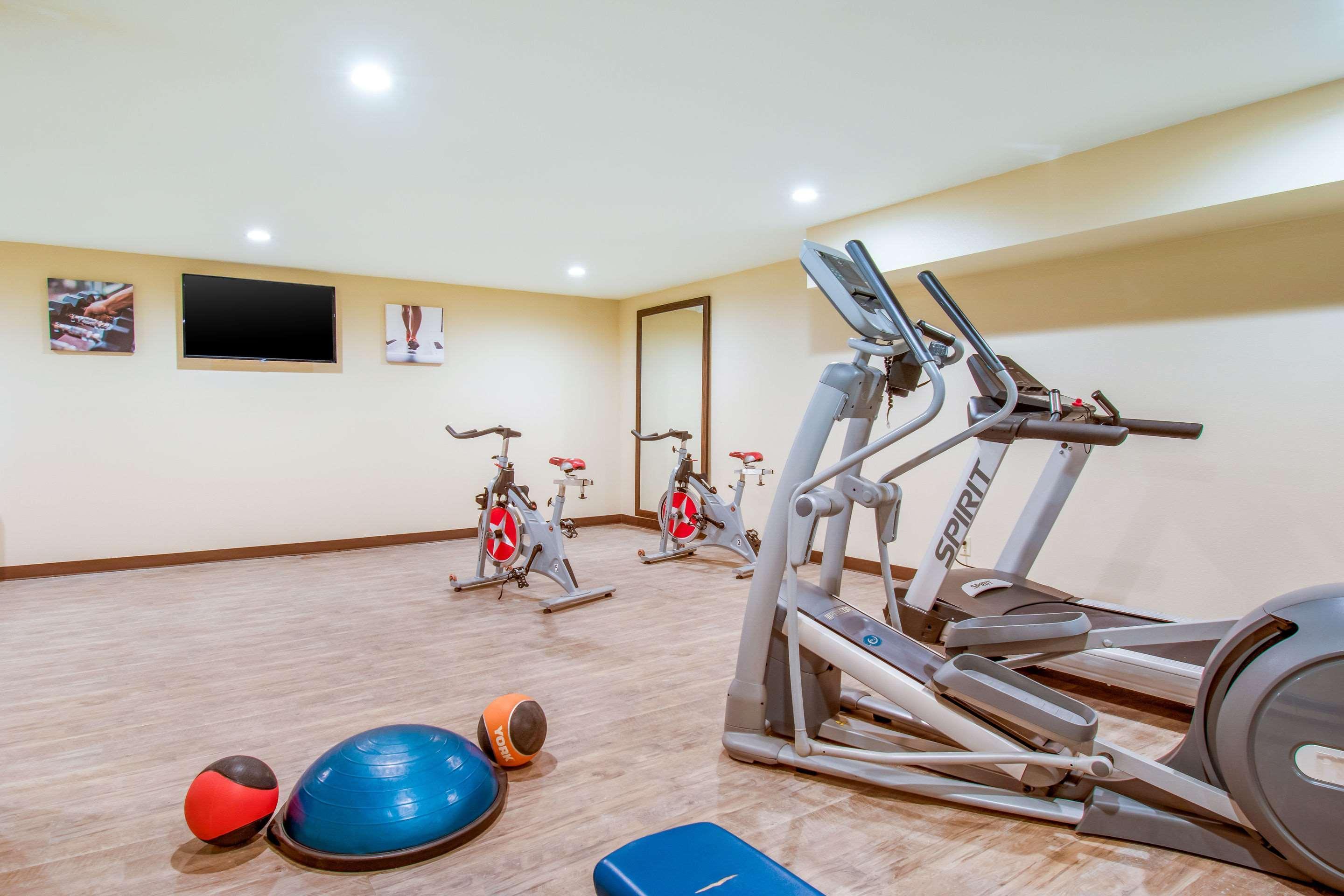 Comfort Inn & Suites Harrisburg - Hershey West Εξωτερικό φωτογραφία