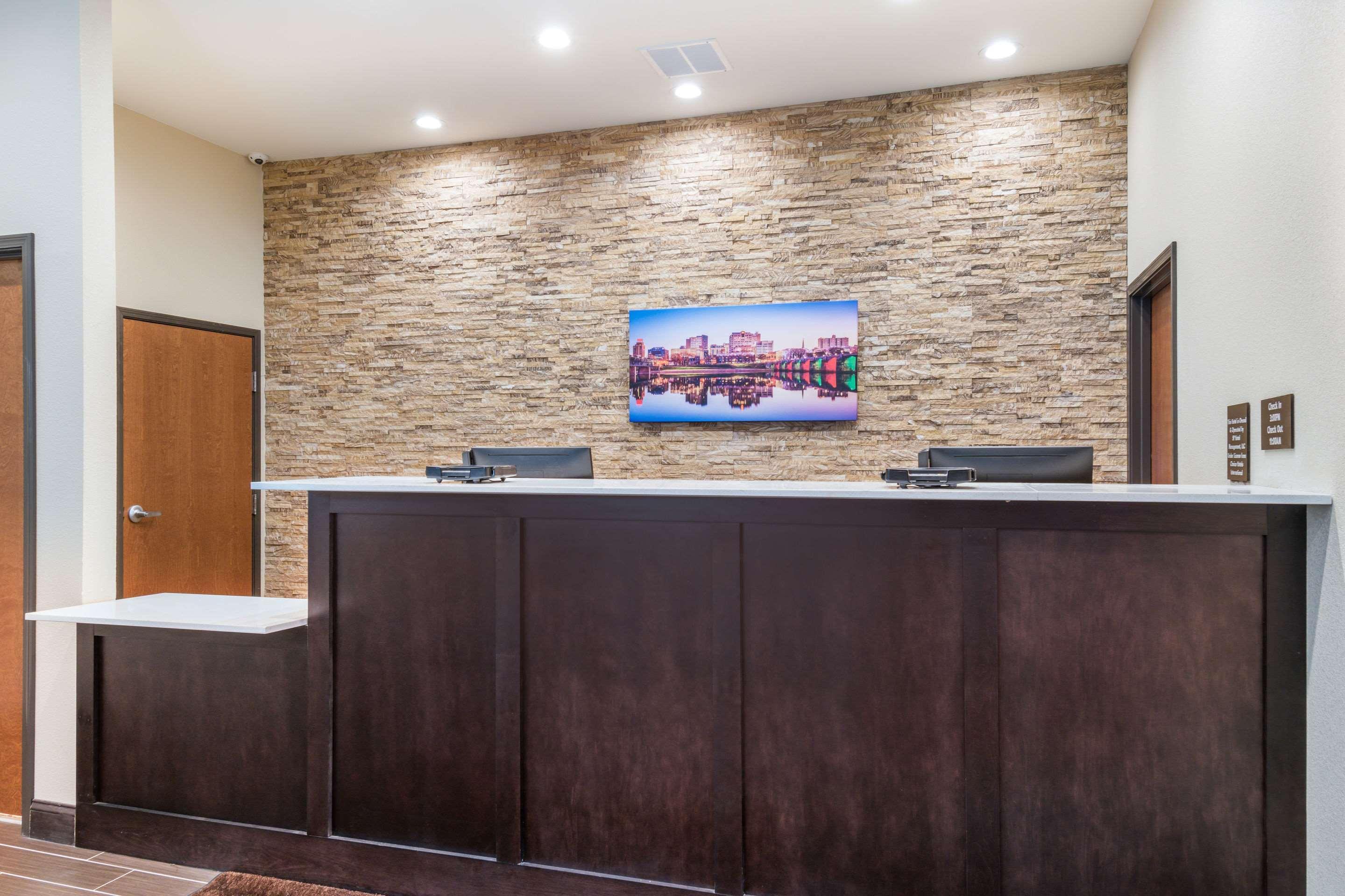 Comfort Inn & Suites Harrisburg - Hershey West Εξωτερικό φωτογραφία